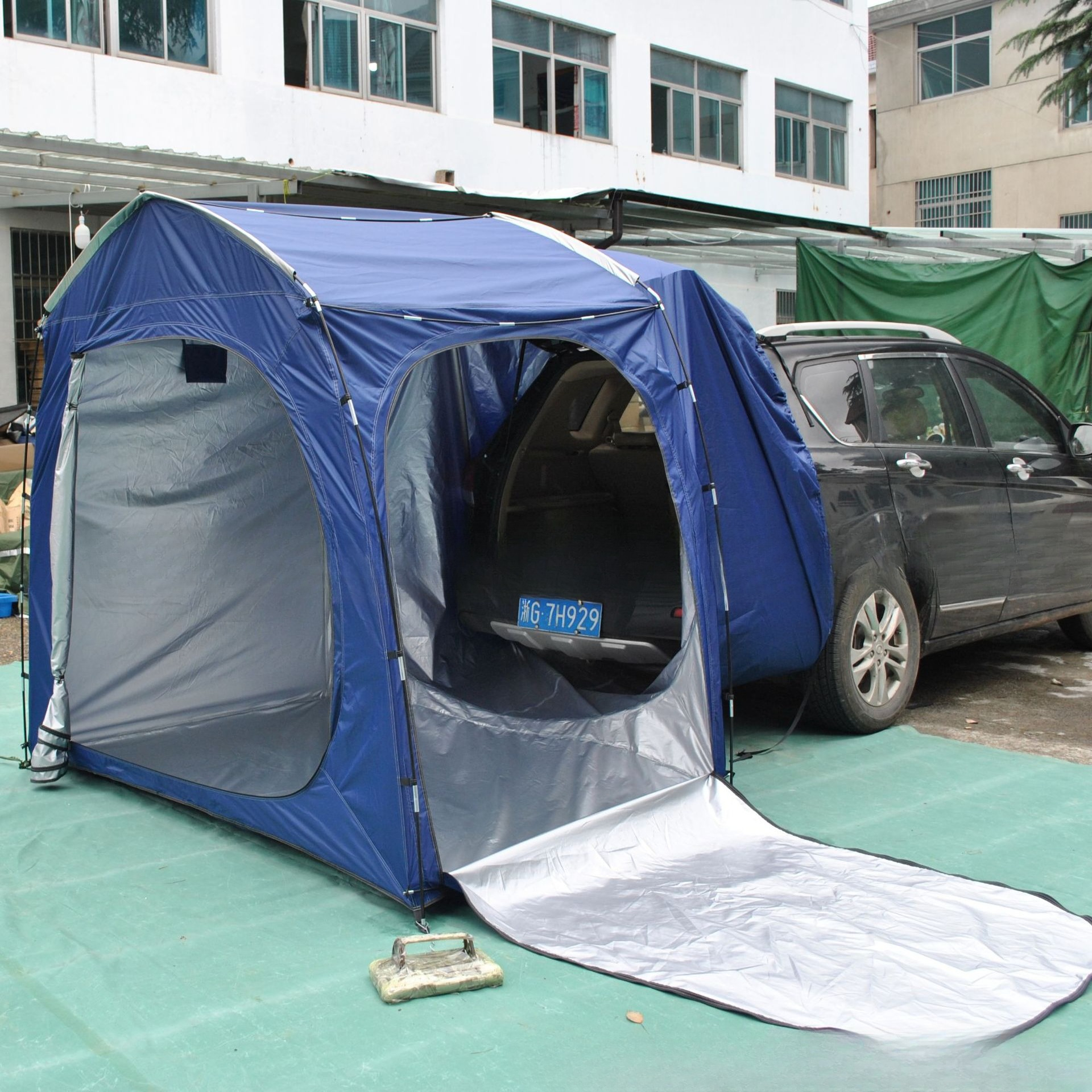 Easy to store full-model rear  – Emergency Mylar Tent Bewertung und Preis